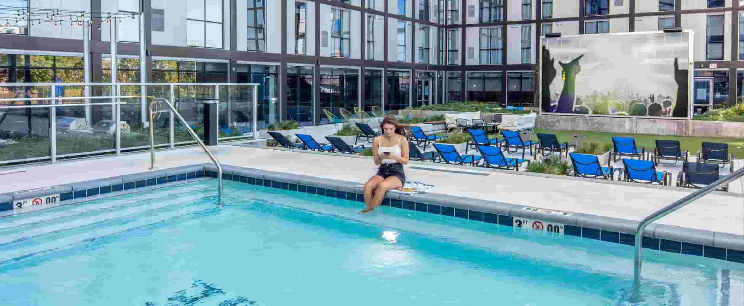 Courtyard pool at Rise at Riverfront Crossings